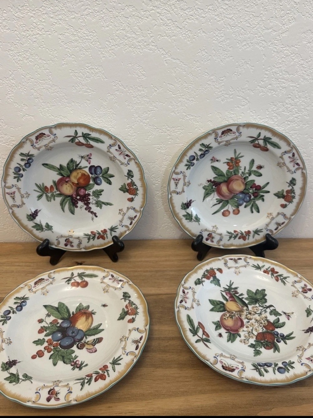 Villeroy & Boch Mottahedeh Duke of Gloucester Porcelain Fruit Plates Set of 4